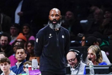 乐鱼体育网站入口,主帅强调球员必须保持最佳临场反应速度