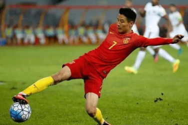 乐鱼电竞官网登录密码,媒体盛赞球队“防守到位、进攻果断”